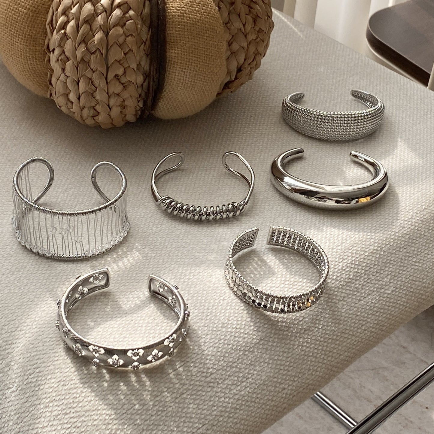 Women's Texture Collection Stylish Unique Temperament Twin Wear Rings