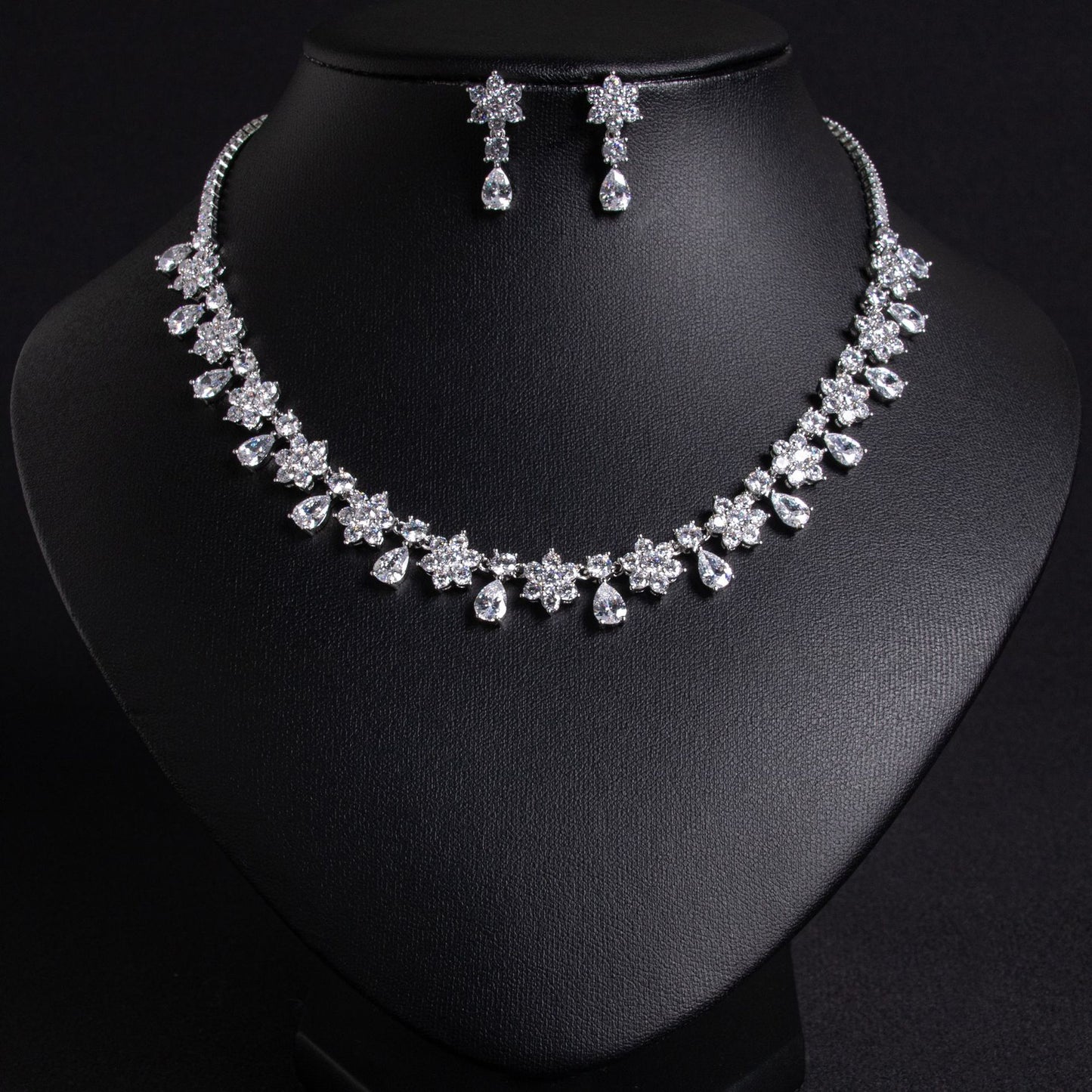 Colored Gems Bridal Zircon Inlaid Two-piece Jewelry Set
