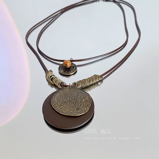 Women's Retro Fashion Long Sweater Chain Personalized Necklaces