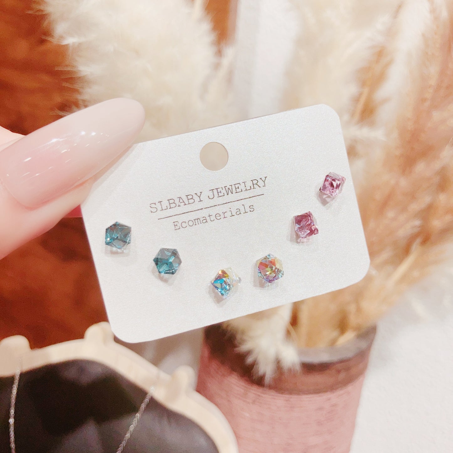 Women's Cool Geometric High-grade Minority Simple Color Stud Earrings
