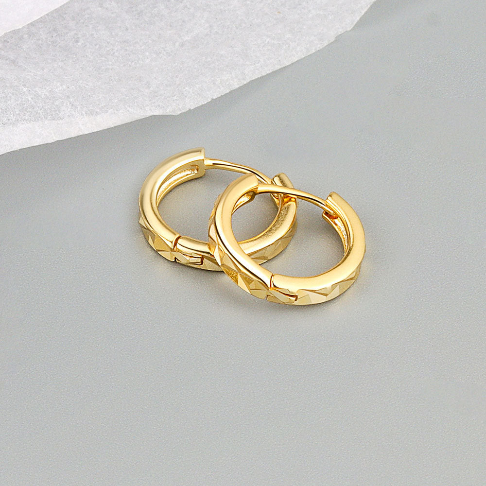 Simple Geometric Diamond Surface Ear Clip Female Niche Design Earrings