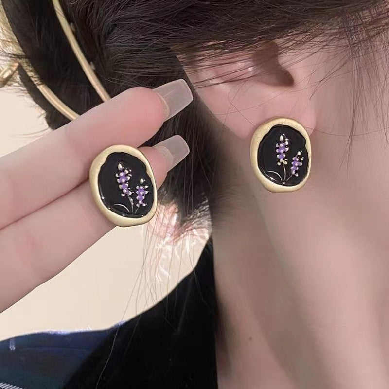 Women's Retro Black Style Fashion Elegant Graceful Earrings