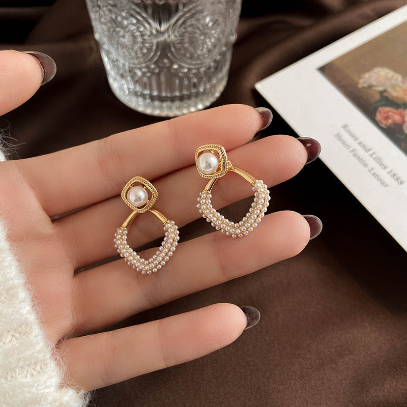 Korean Style High-grade Temperament Personalized Retro Light Luxury Earrings