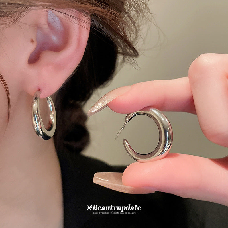 Women's Needle Shaped Metal Eardrop Design Fashion Earrings