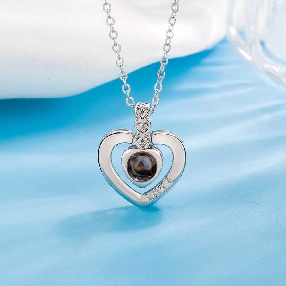 Love You Memory Projection Heart Female Necklaces