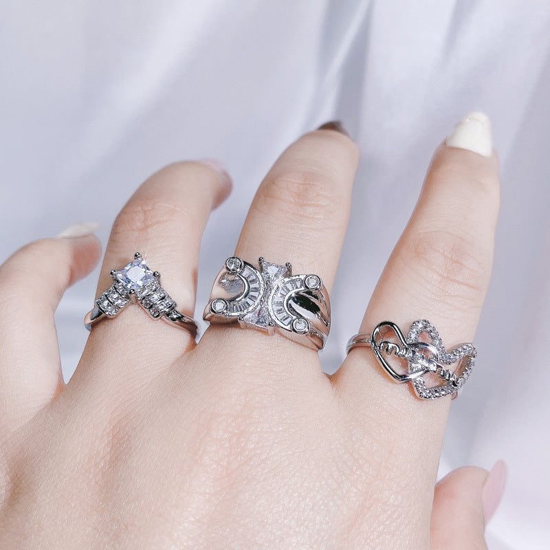 Women's Heart Full Diamond Temperament Index Finger Style Rings