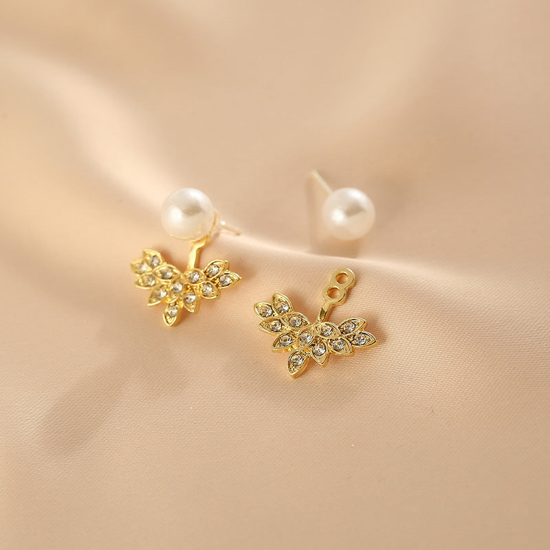 French Retro Rhinestone Leaf Pearl One Earrings