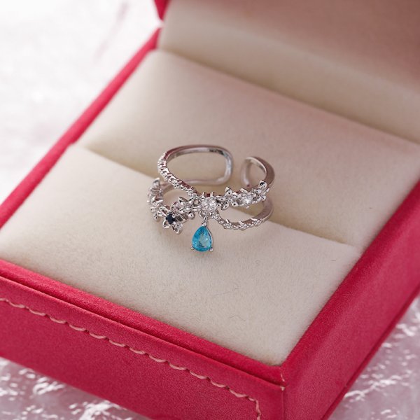 Women's High-grade Sweet Love Heart Flowers Open Rings