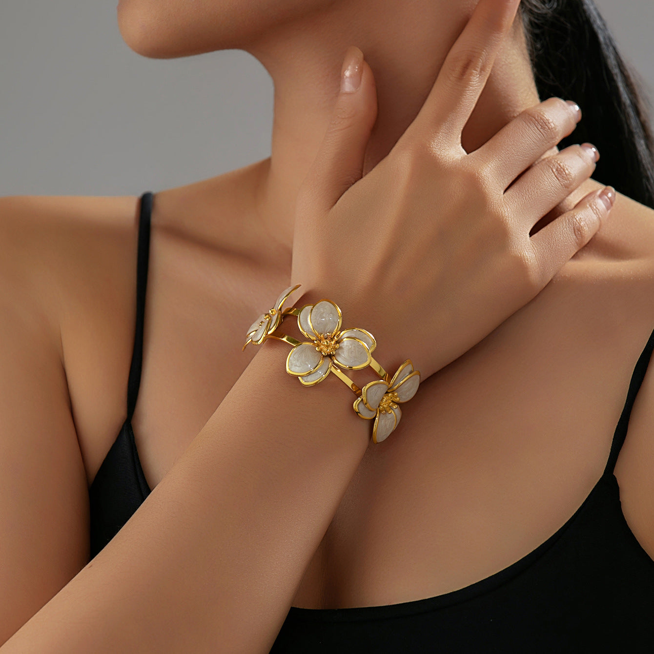Geometric Metal Open Trend Wild Glaze Flowers Bracelets