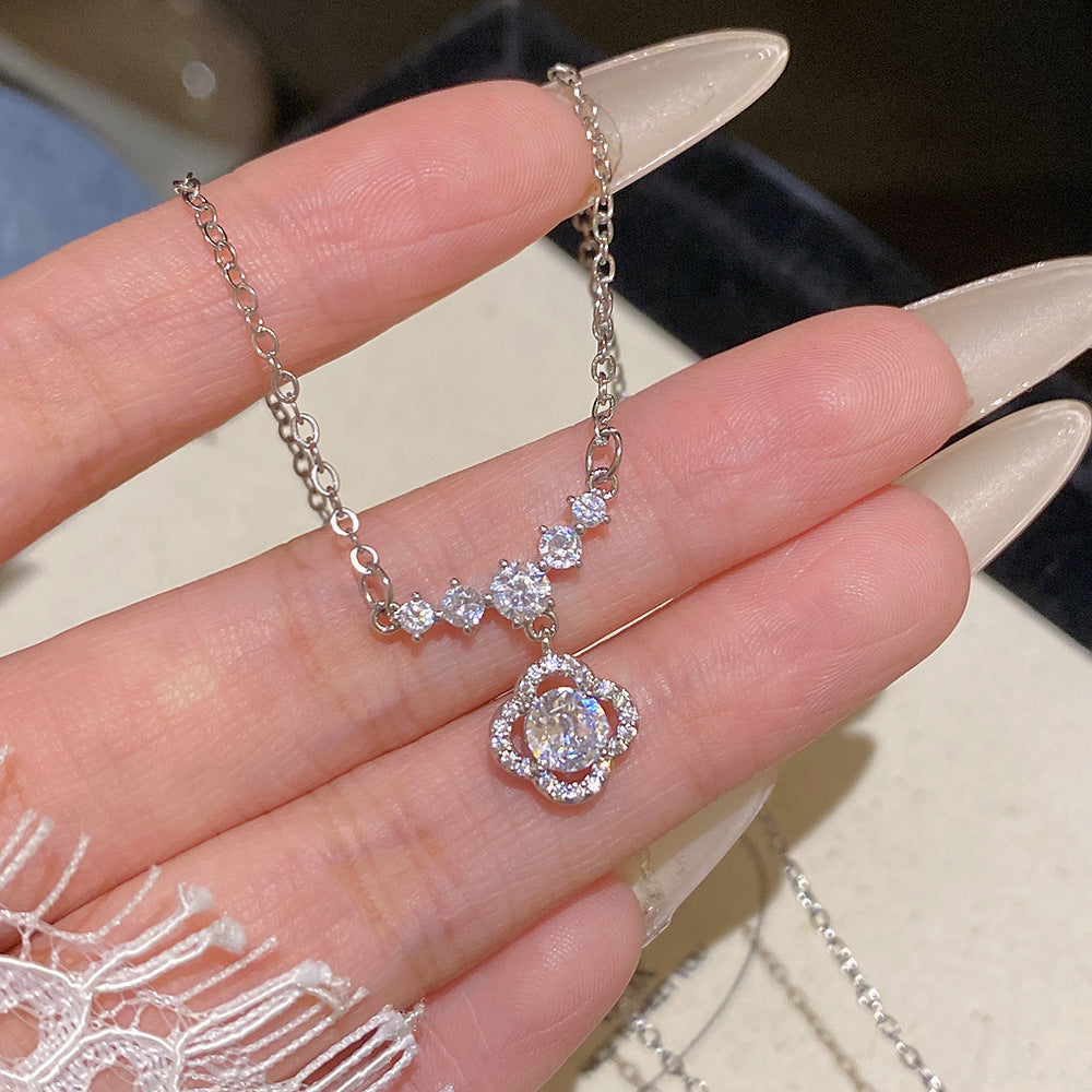 Women's Flash Zircon Artsy Design Exquisite Versatile Necklace