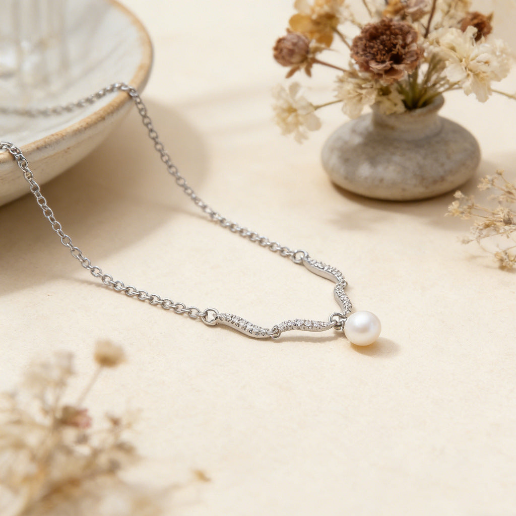 Women's Light Luxury Minority Wave Zircon Pearl Simple Temperament Necklace