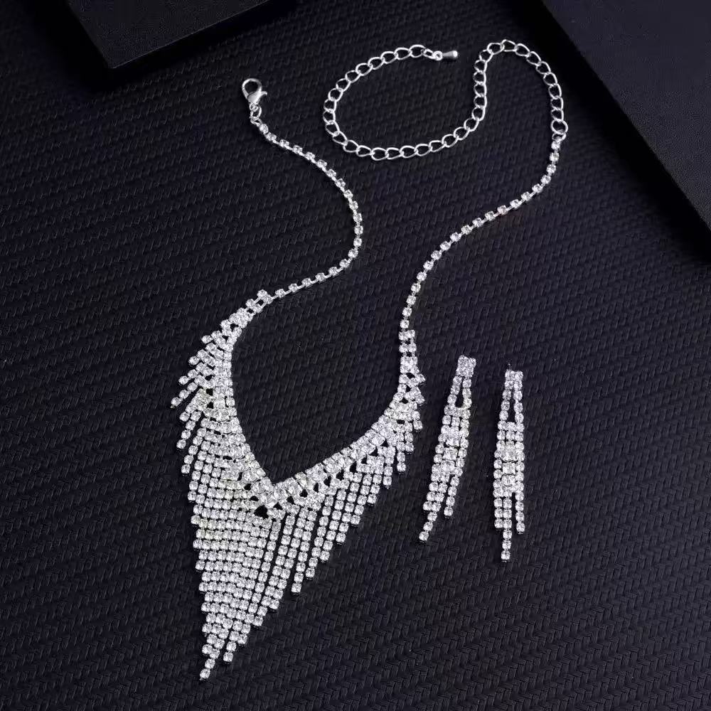 Niche Design Diamond Tassel Neck High Necklaces