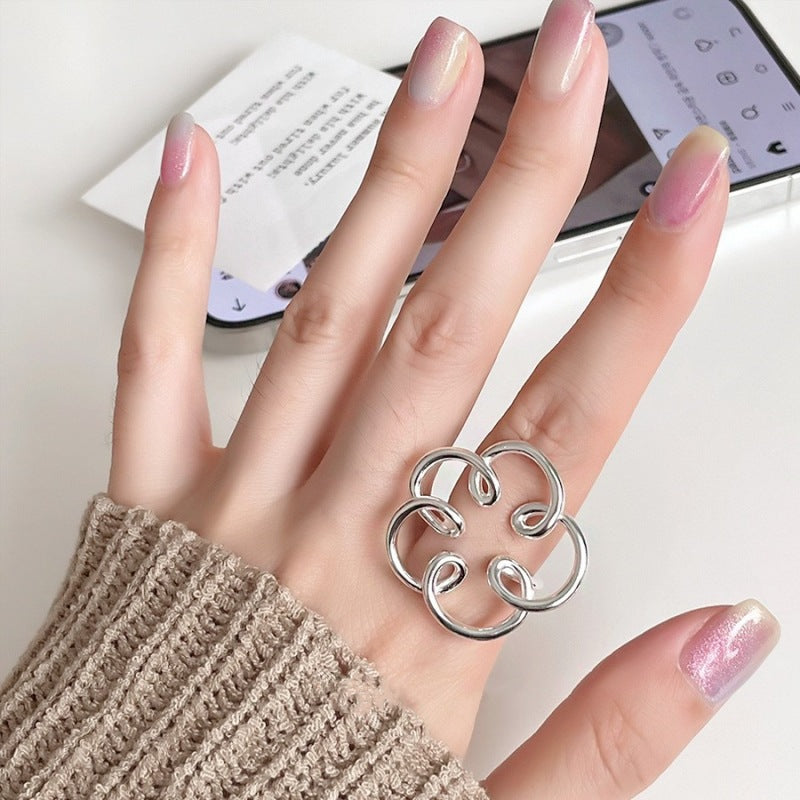 Dignified Geometric Lines Winding Sier Opening Rings