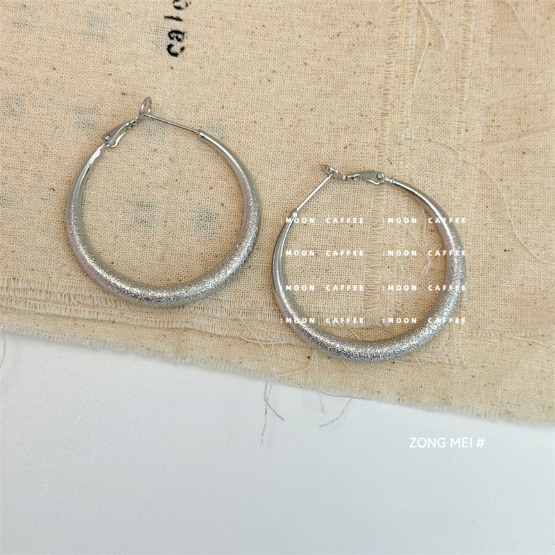 Women's Cold Style Simple Retro Circle Sier Needle Niche Earrings