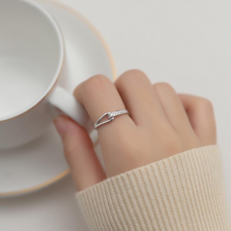 Rhinestone Intersection Open Female French Entry Rings