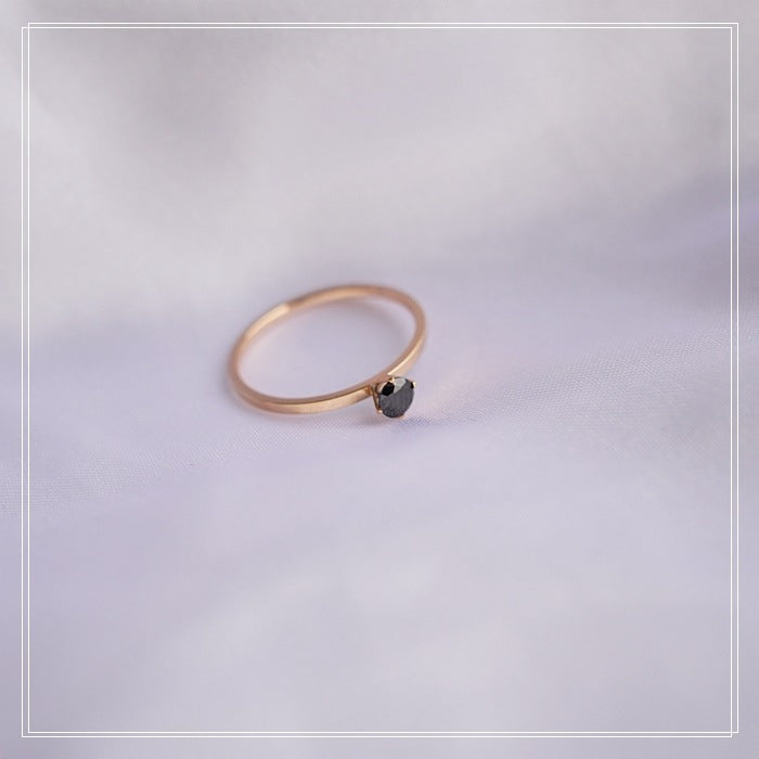 Women's Diamond Fashion Personalized Niche Design Titanium Rings