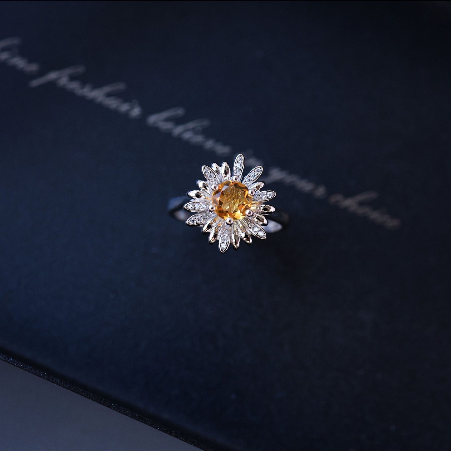 Women's & Men's Natural Citrine Sunflower Fashion Feeling Electroplated Ring