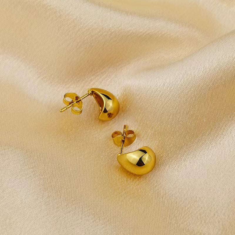 Women's Simple Mini Water Drop Hollow Fashionable Earrings