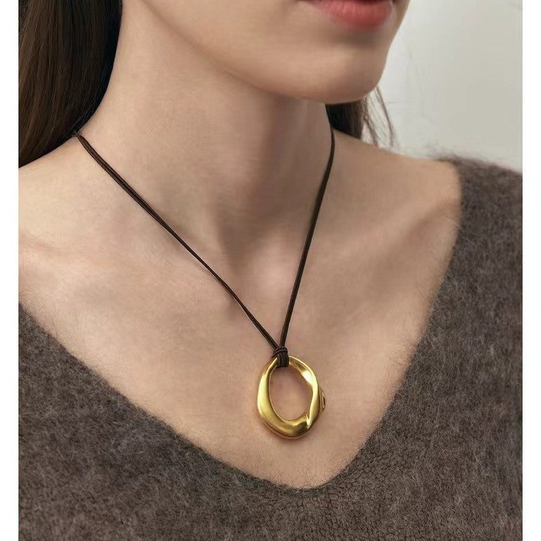 Style Condensation Leather Rope Long Light Luxury Necklaces