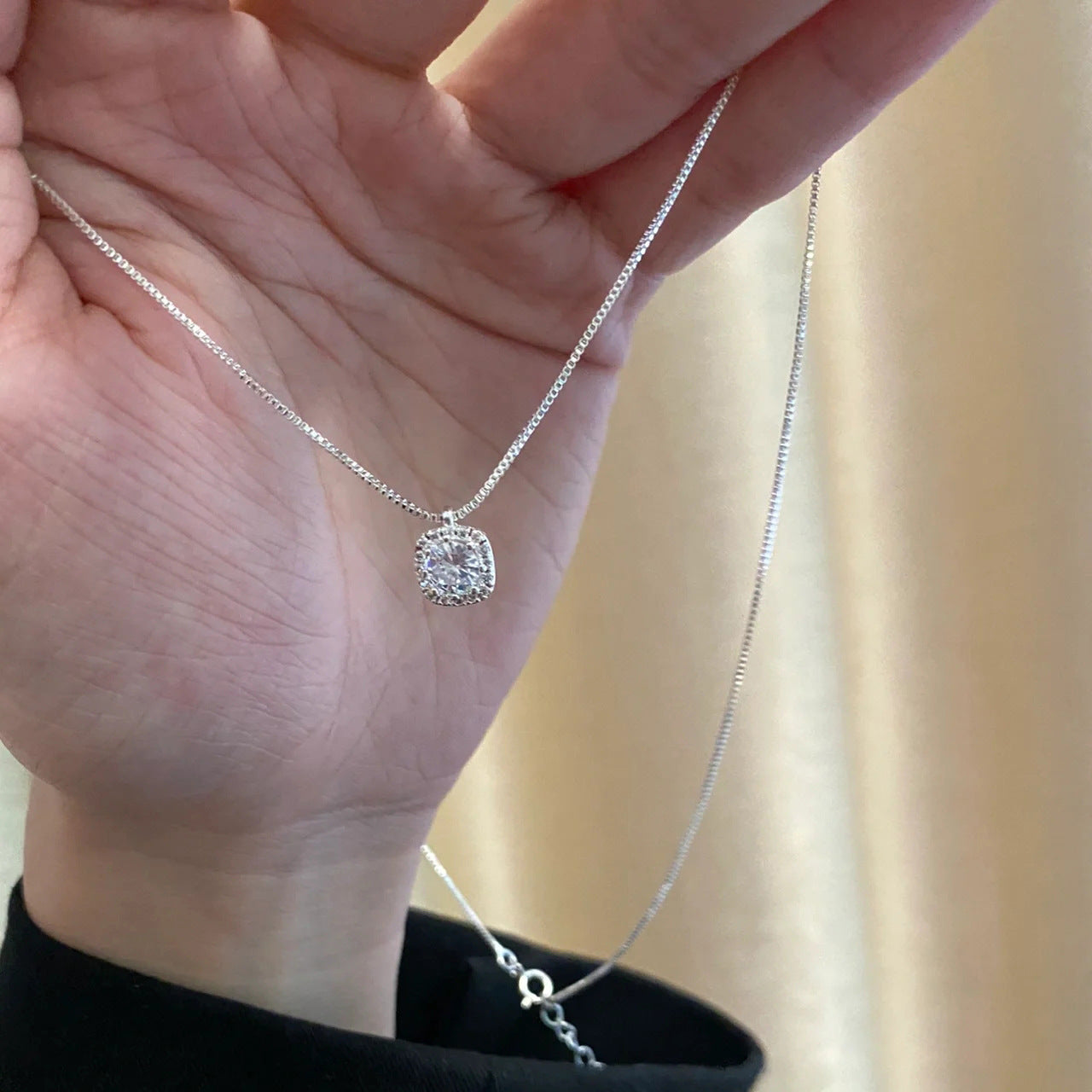 Women's Small Square Diamond Exquisite Light Luxury Minority Design Fashion Temperament Necklaces
