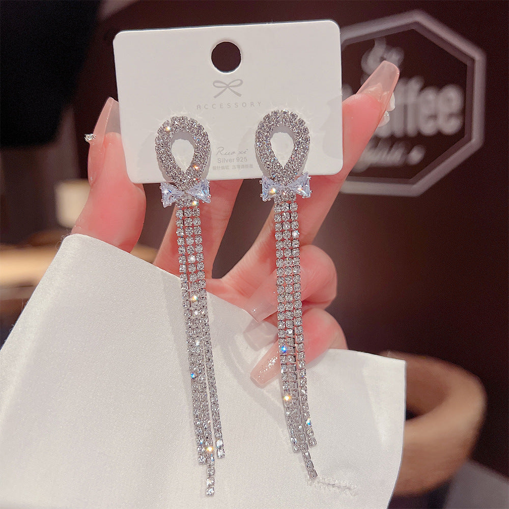 Women's Vintage Tassel Diamond High-grade Ear Minority Earrings
