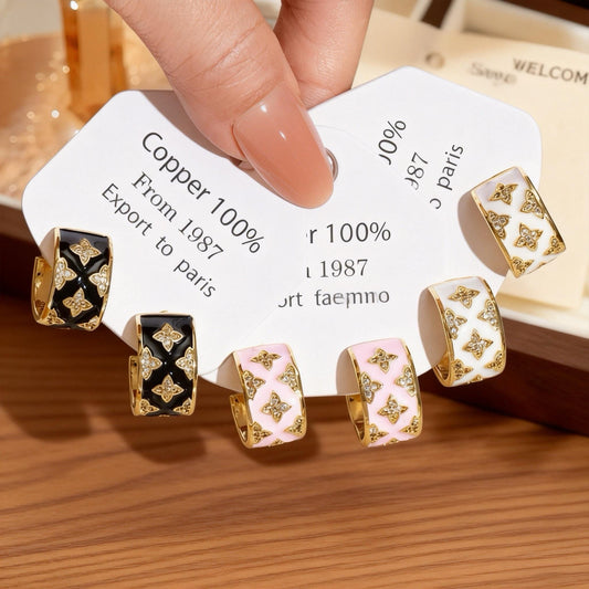 Style Classic Clover Presbyopic Shaped Light Luxury High-grade Earrings