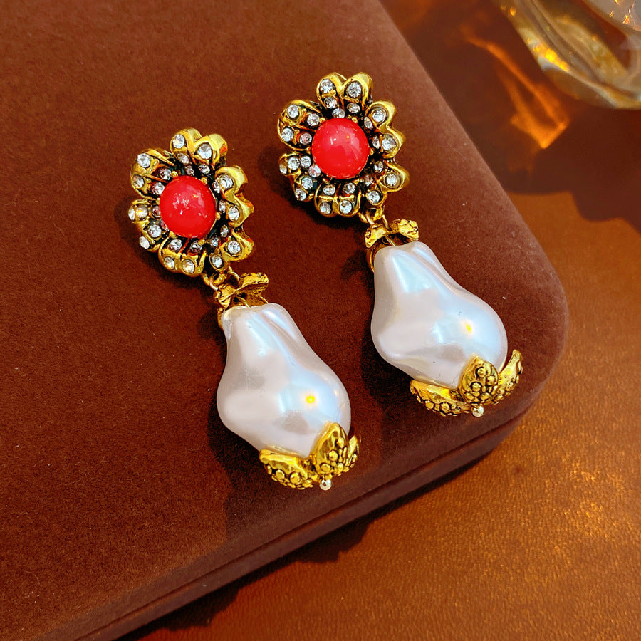 Women's Diamond Flower Pearl Light Luxury Minority Clavicle Necklaces