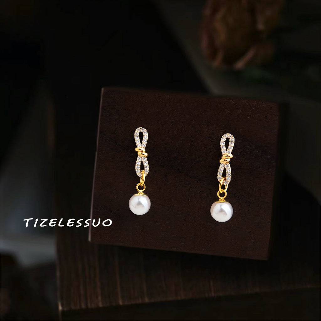 Sense Micro Inlaid Zircon Bends Hitches Geometric Stud Earrings